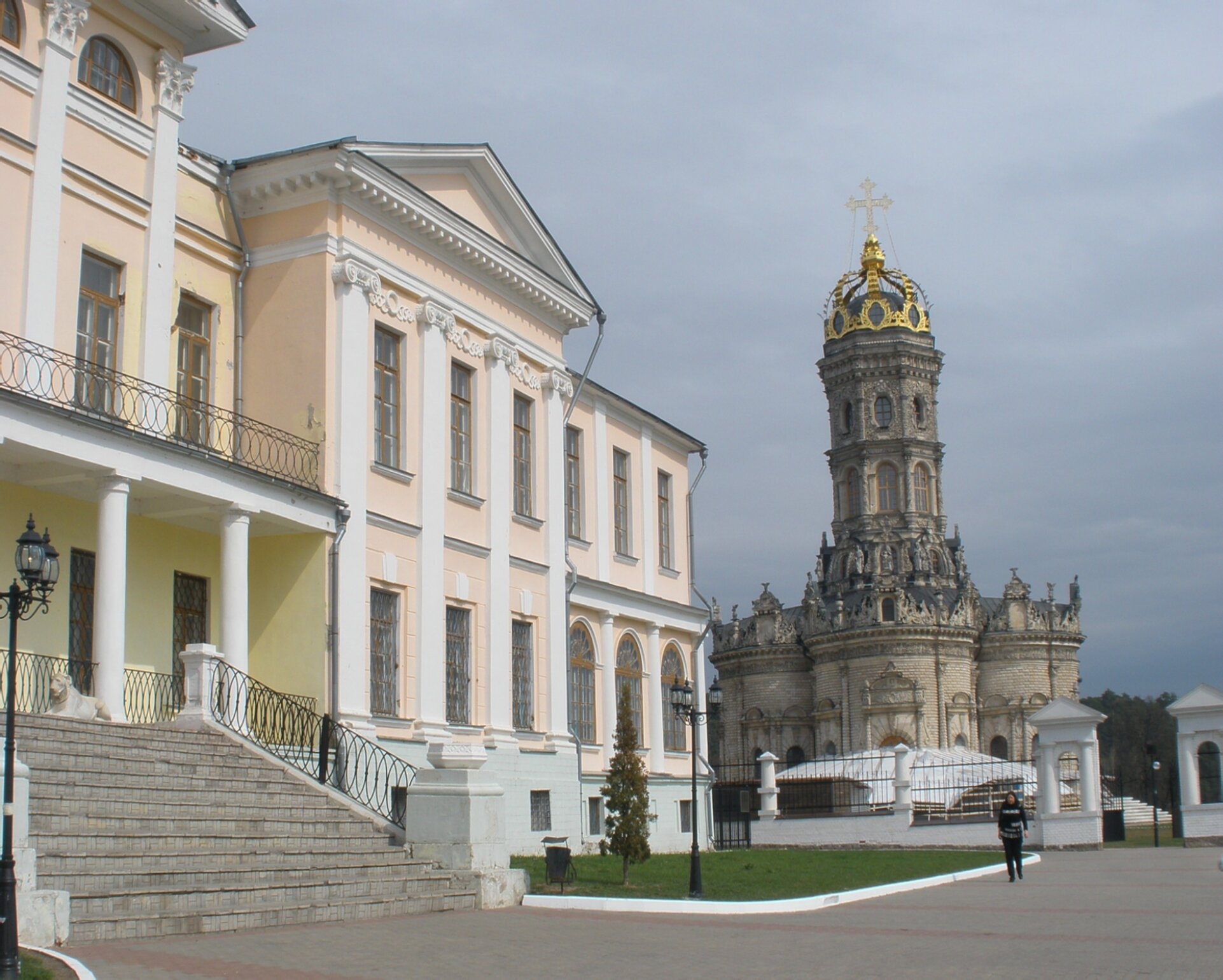 Знаменская церковь в Дубровицах