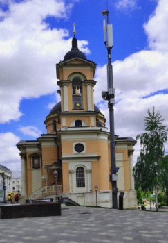 Храм Великомученицы Варвары на Варварке в Москве