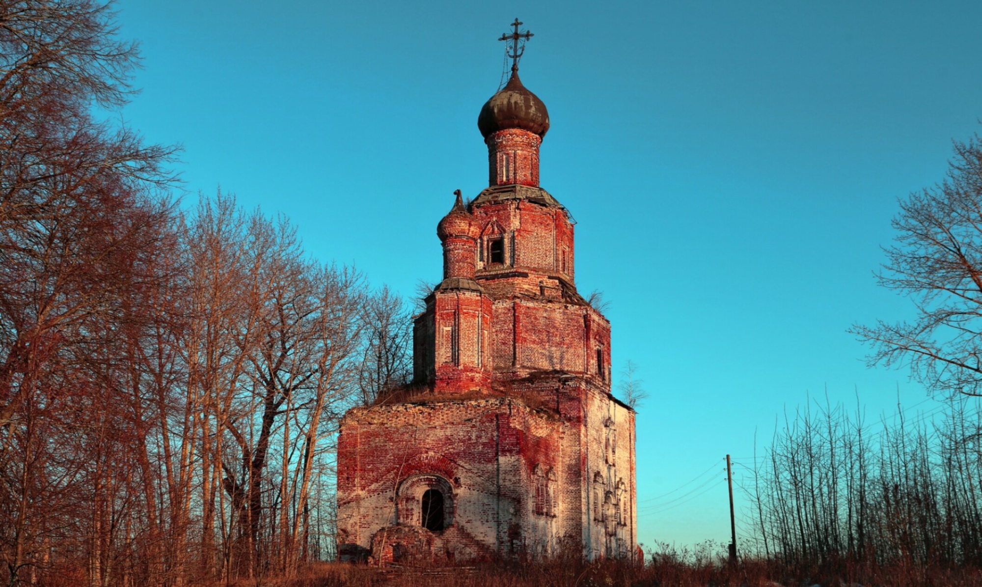 Воскресенская церковь в селе Писчугово - памятник православной архитектуры XVIII века