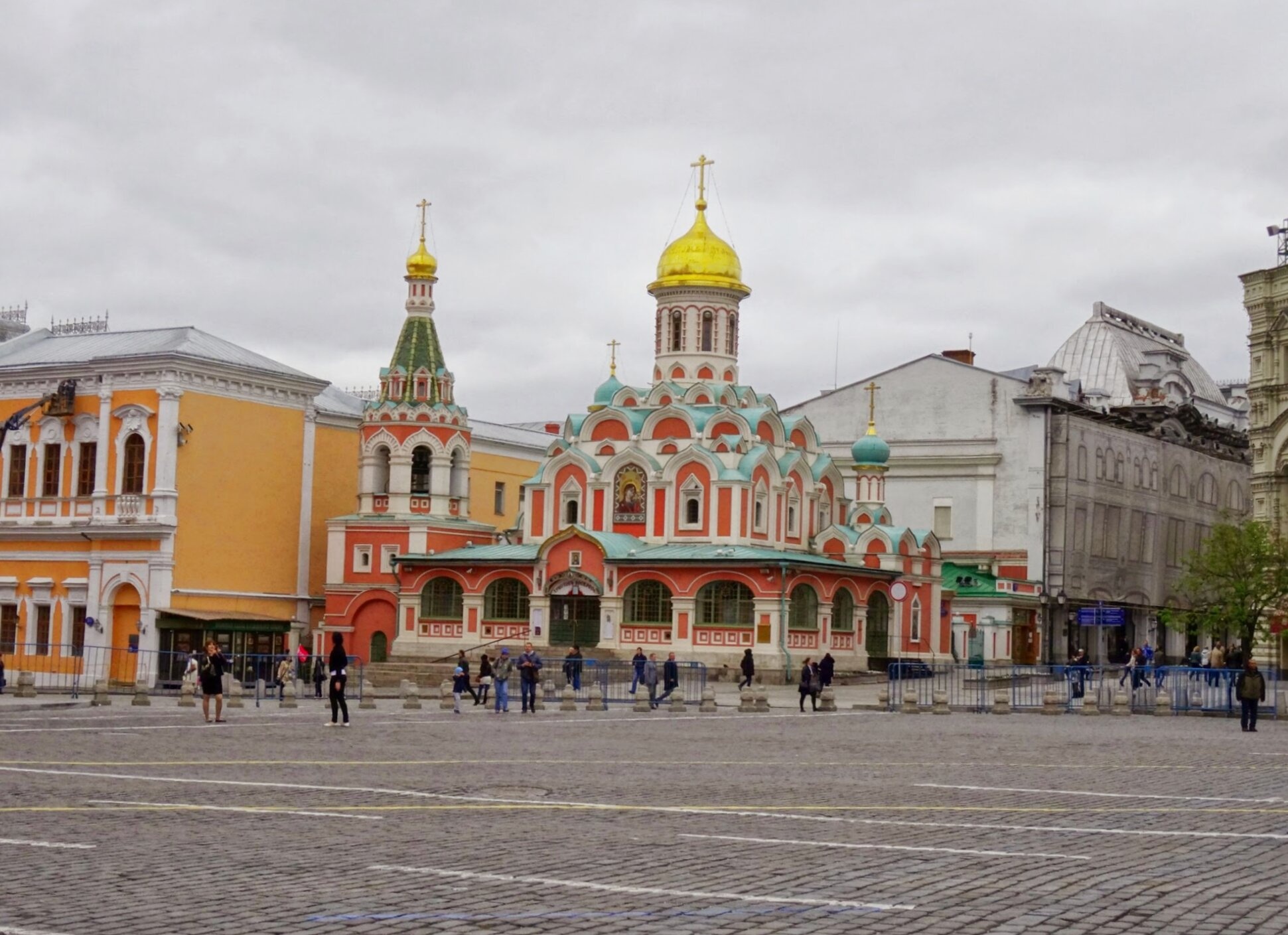 Казанский собор на Красной площади в Москве