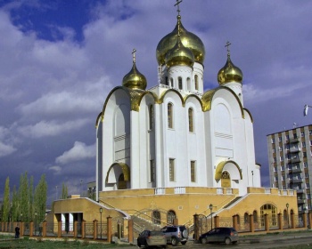 Казанский кафедральный собор в Альметьевске