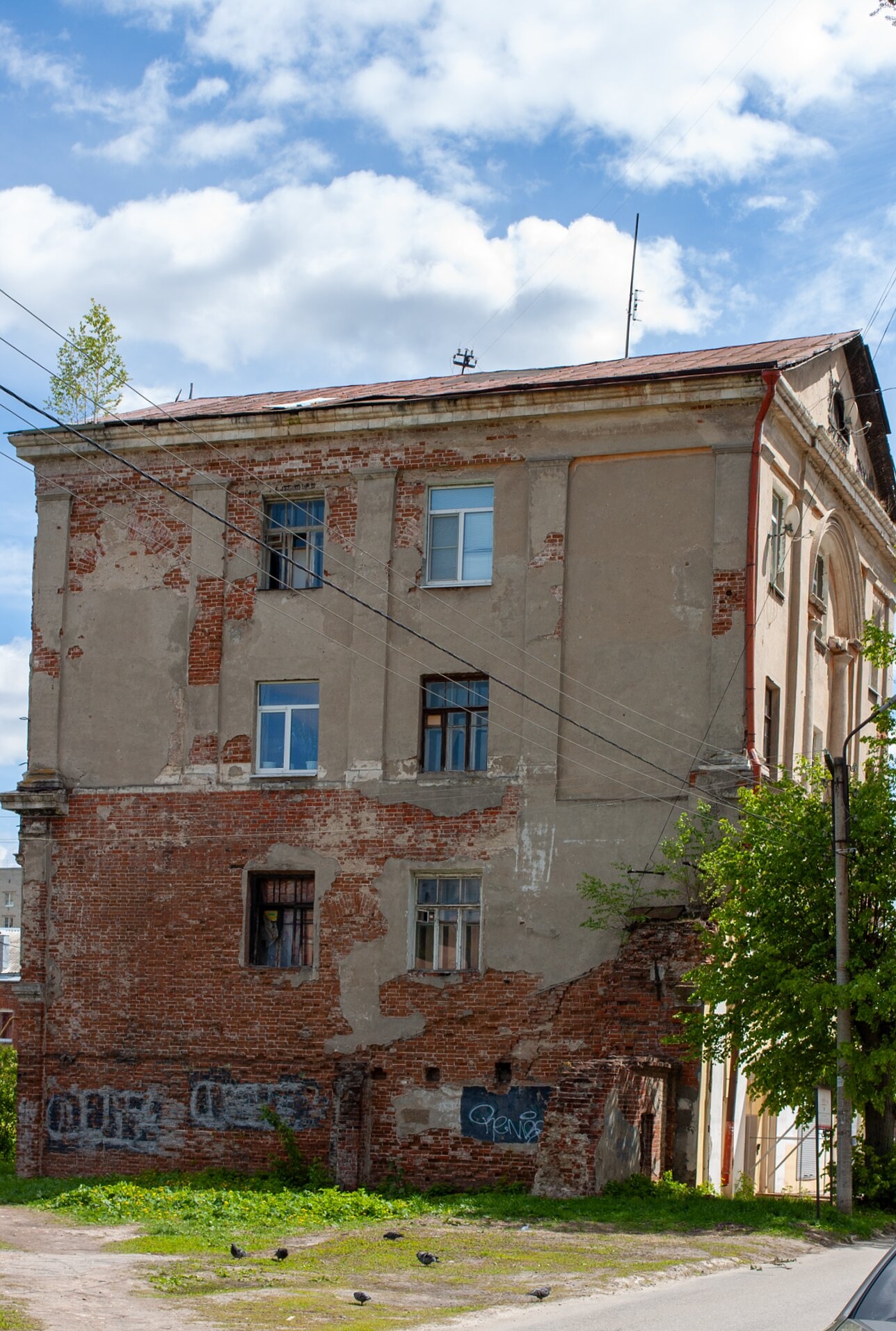 Корпус Казанского Явленского монастыря на улице Фурманова в Рязани