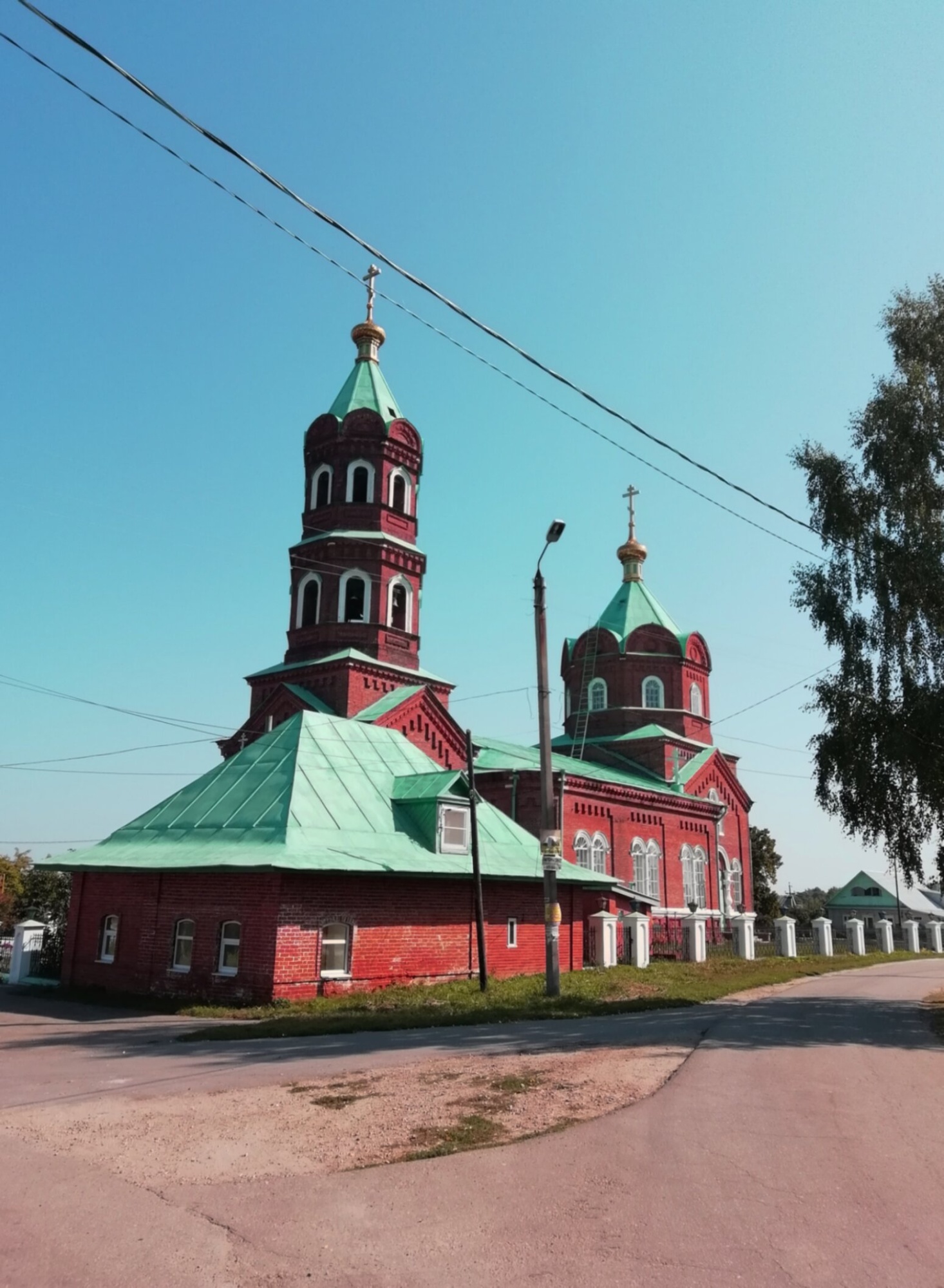 Храм Живоначальной Троицы в селе Безводное