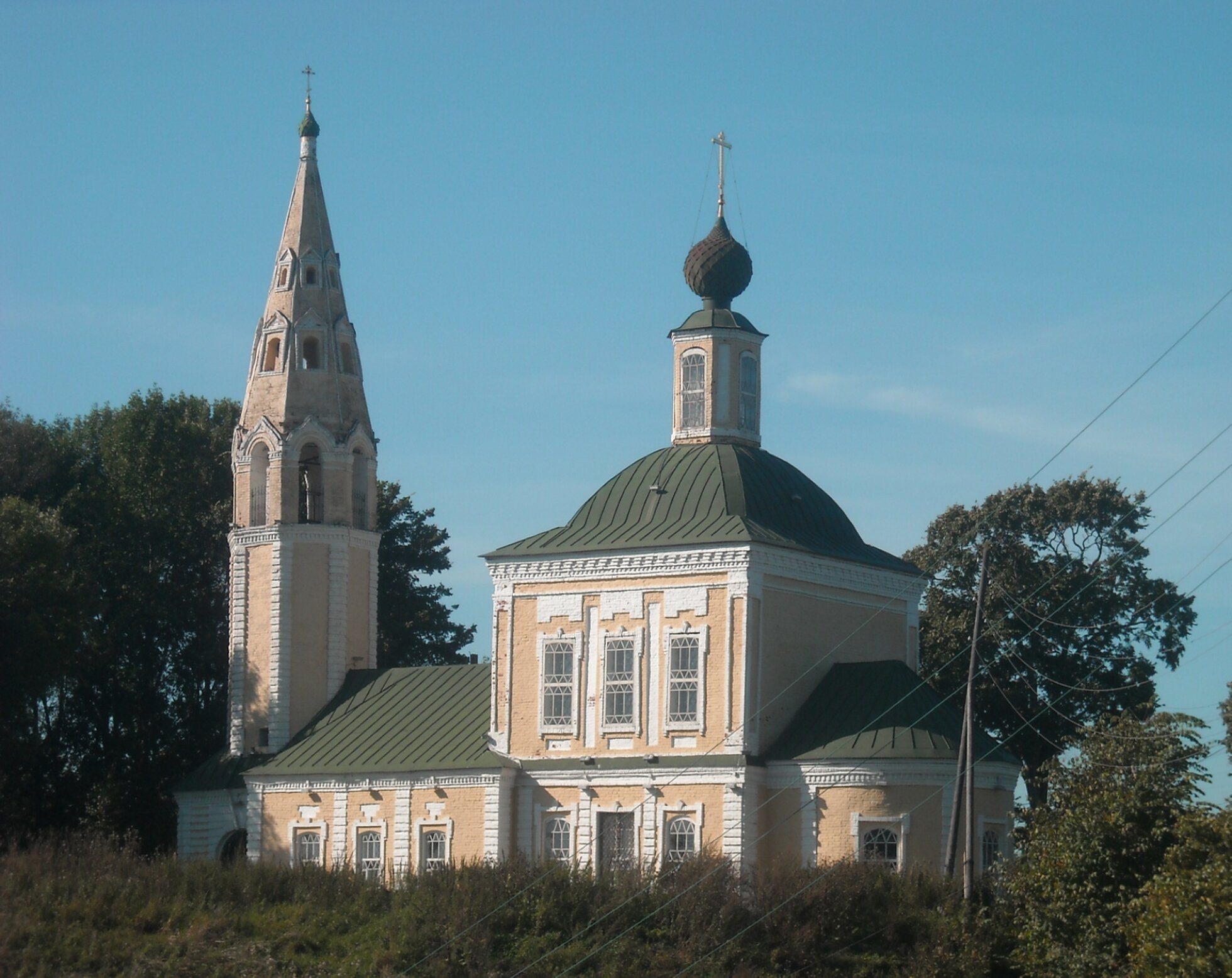Троицкая церковь (Церковь Троицы Живоначальной) в Тутаеве