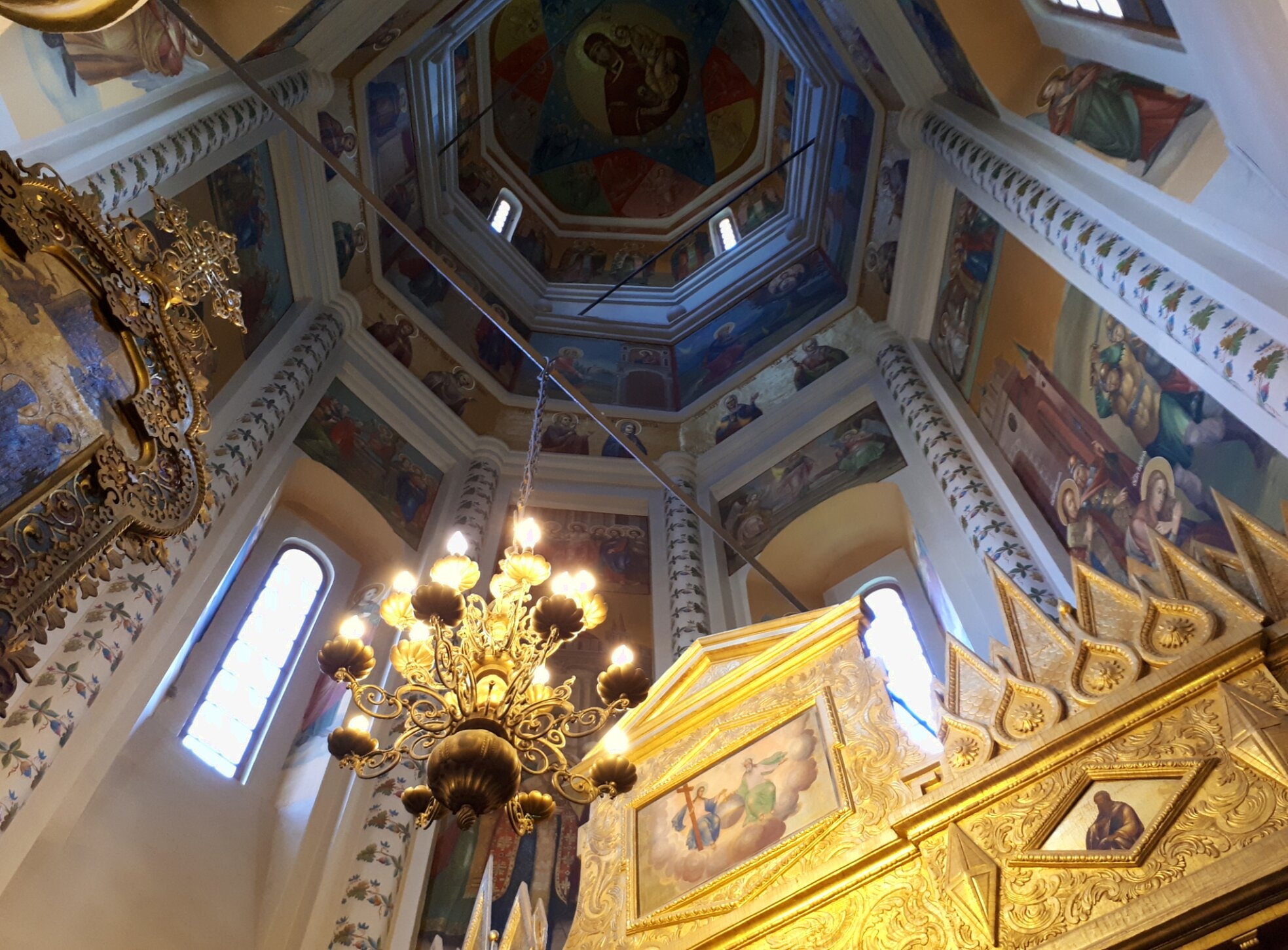 Интерьер церкви в Покровском соборе (храме Василия Блаженного)