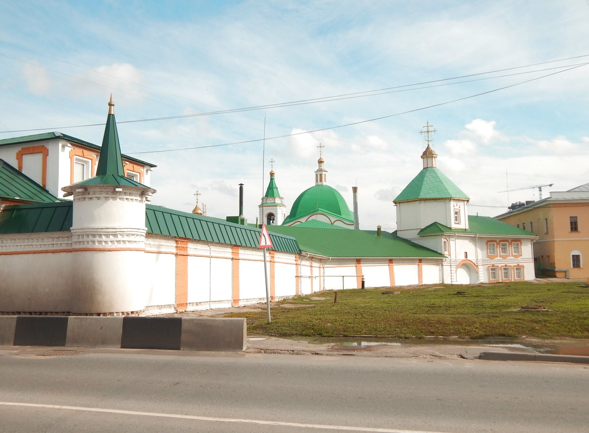 Свято-Троицкий мужской монастырь в Чебоксарах