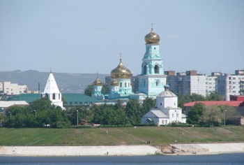 Сызранский кремль и Казанский кафедральный собор на фотографии