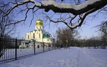 Феодоровский Государев собор в зимнем убранстве