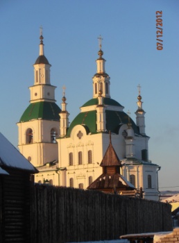 Сретенский собор в Ялуторовске — зимняя фотография исторической святыни