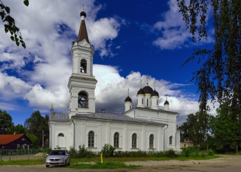 Храм Троицы Живоначальной (Белая Троица) в Твери