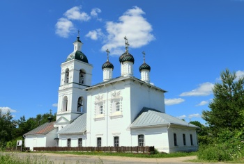 Храм Казанской иконы Божией Матери в Сеславино