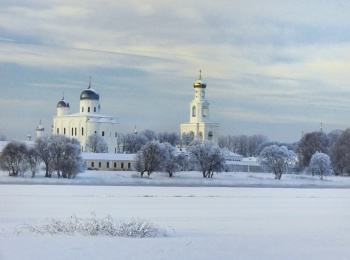 Свято-Юрьев монастырь в зимнем убранстве