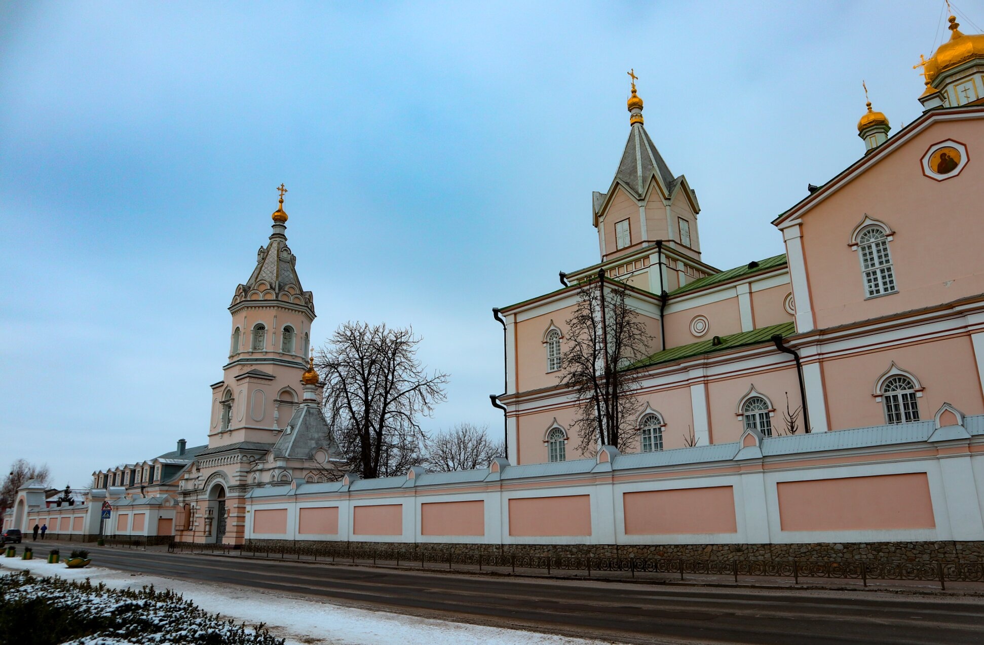 Свято-Троицкий Корецкий ставропигиальный женский монастырь