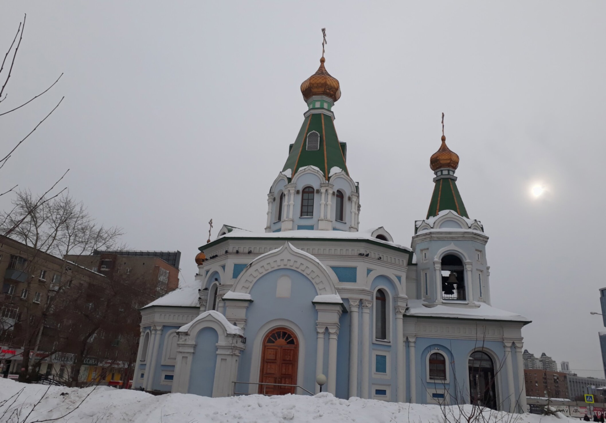 Храм Державной иконы Божией Матери в Екатеринбурге зимой