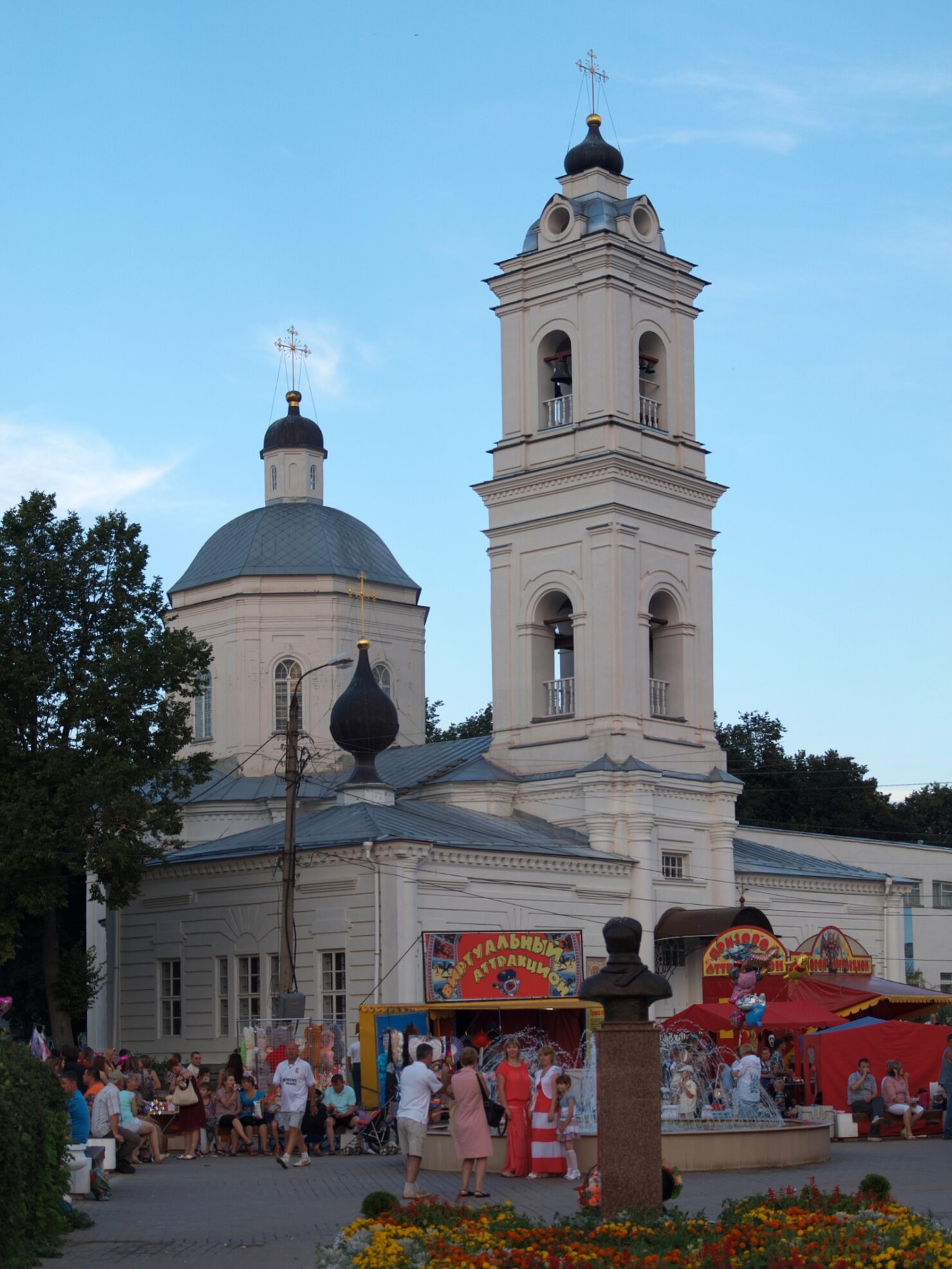 Собор Святых Апостолов Петра и Павла в Тарусе