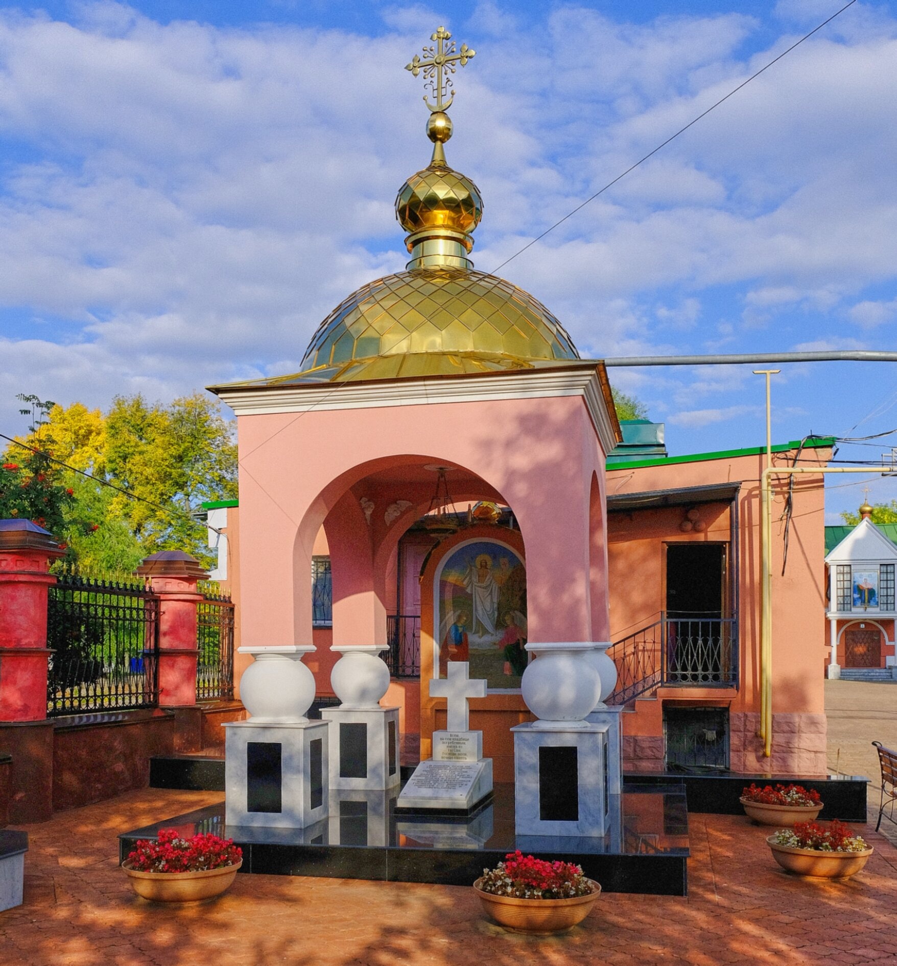 Свято-Троицкий храм в Ижевске - архитектура и история