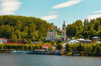 Церковь Воскресения Христова в Плёсе