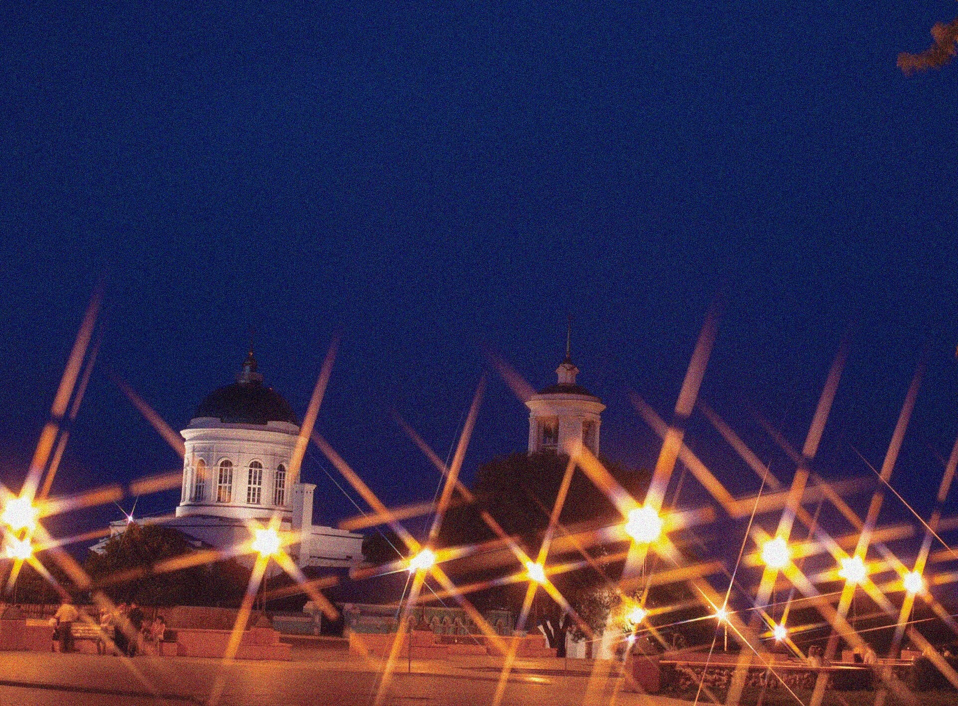 Покровский храм в Воронеже - ночная иллюминация