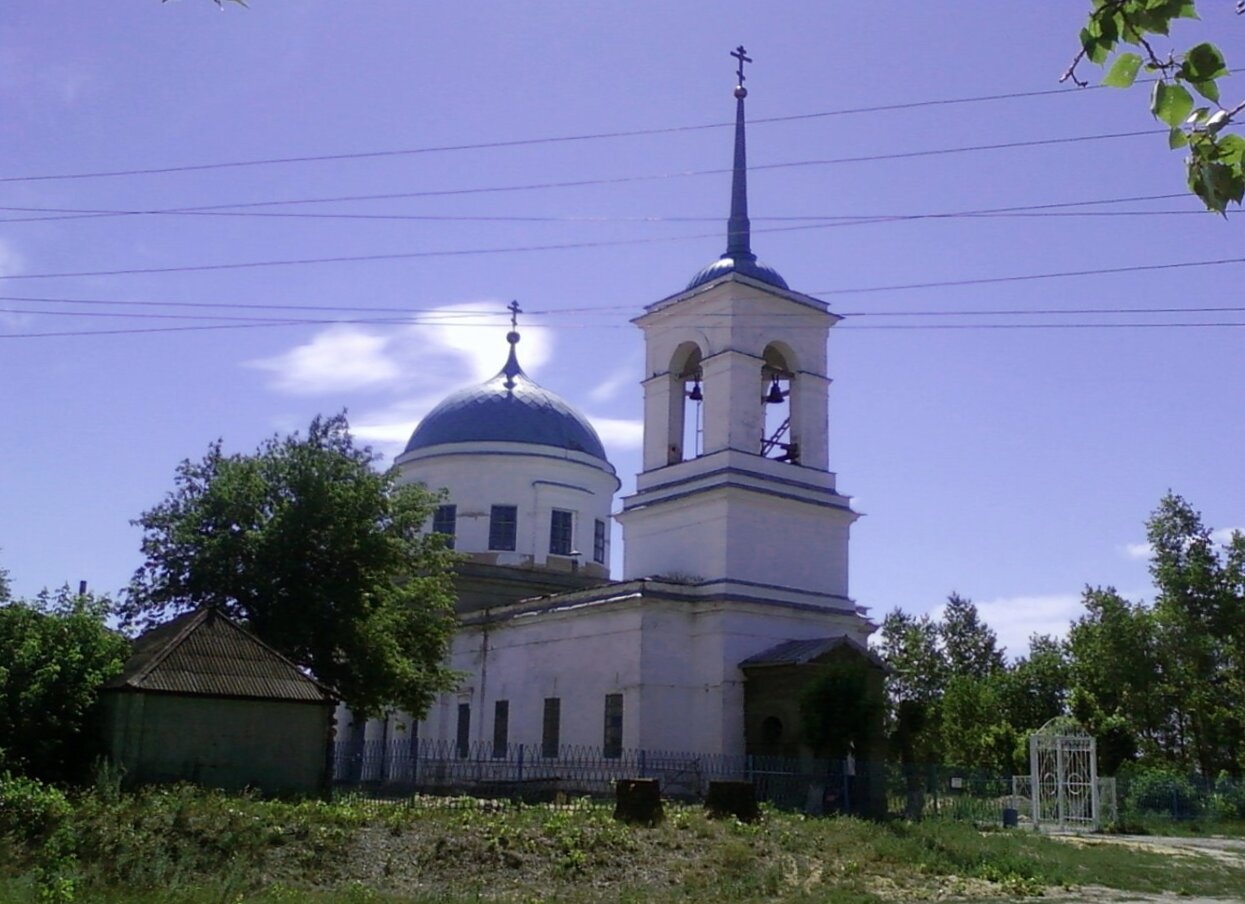 Храм Рождества Христова в селе Нижняя Добринка