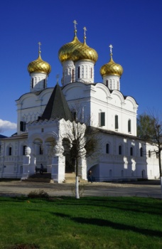 Троицкий собор Ипатьевского монастыря в Костроме
