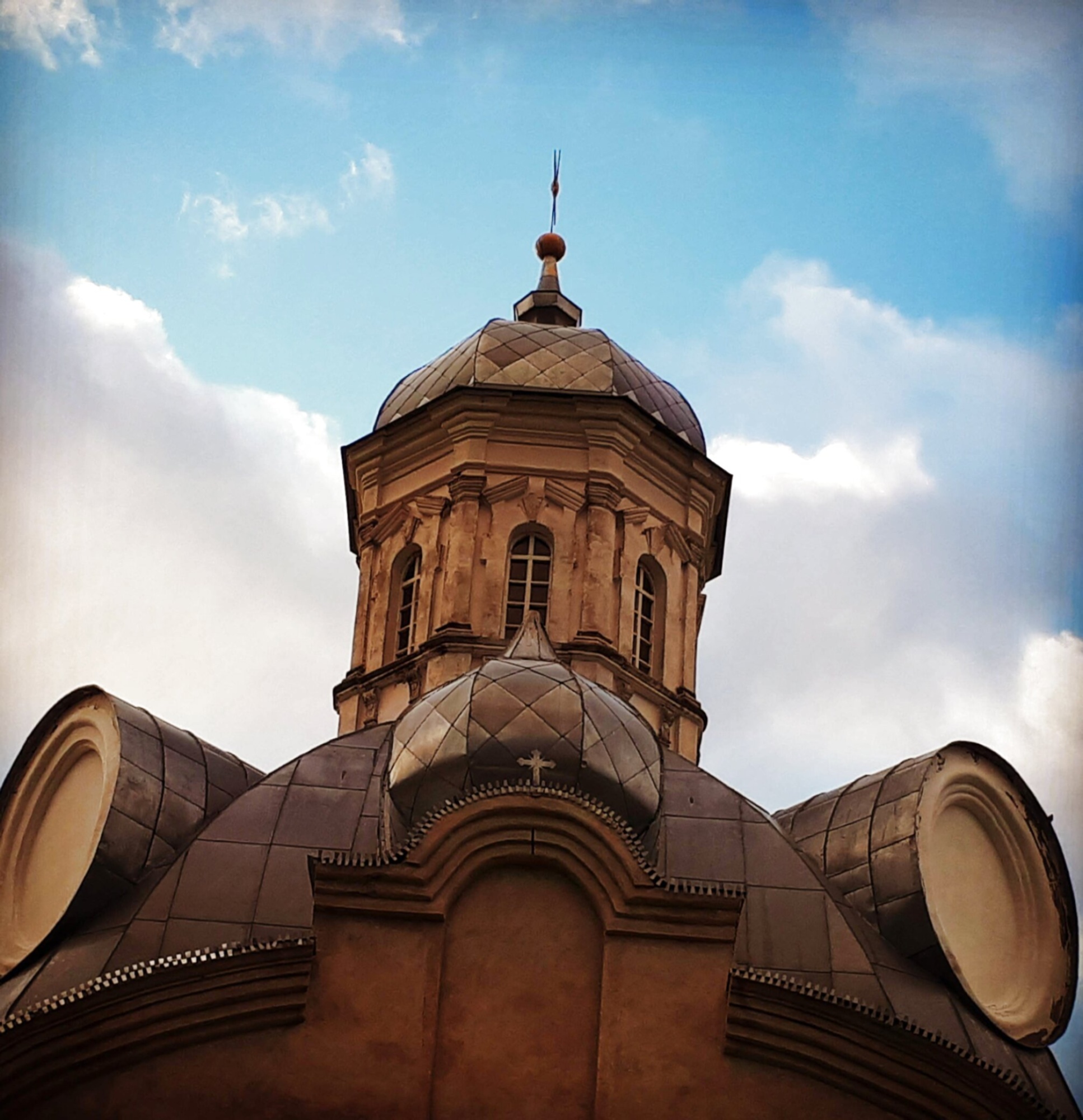 Купола Церкви Воскресения Христова (Знамения) в Роще