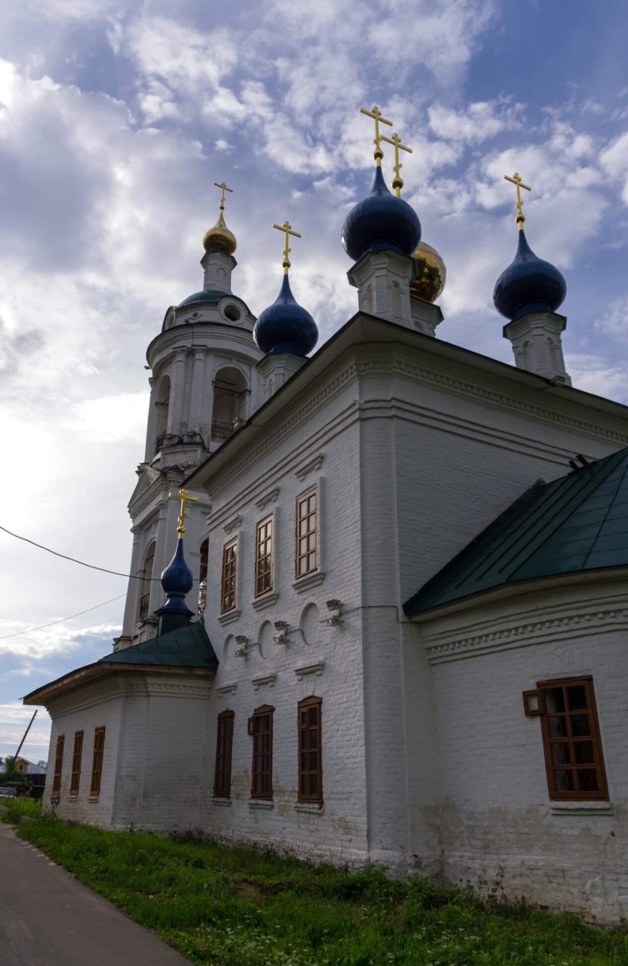 Храм Святой Великомученицы Варвары в Плёсе