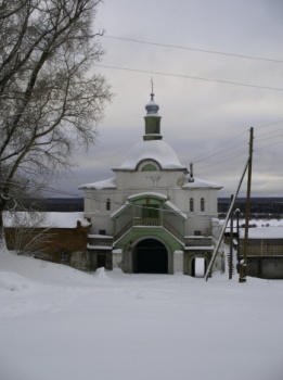 Ульяновский Троице-Стефановский монастырь в зимнем убранстве