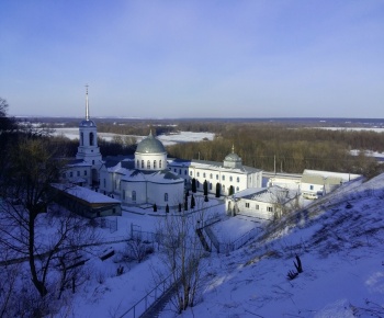 Свято-Успенский Дивногорский мужской монастырь зимой