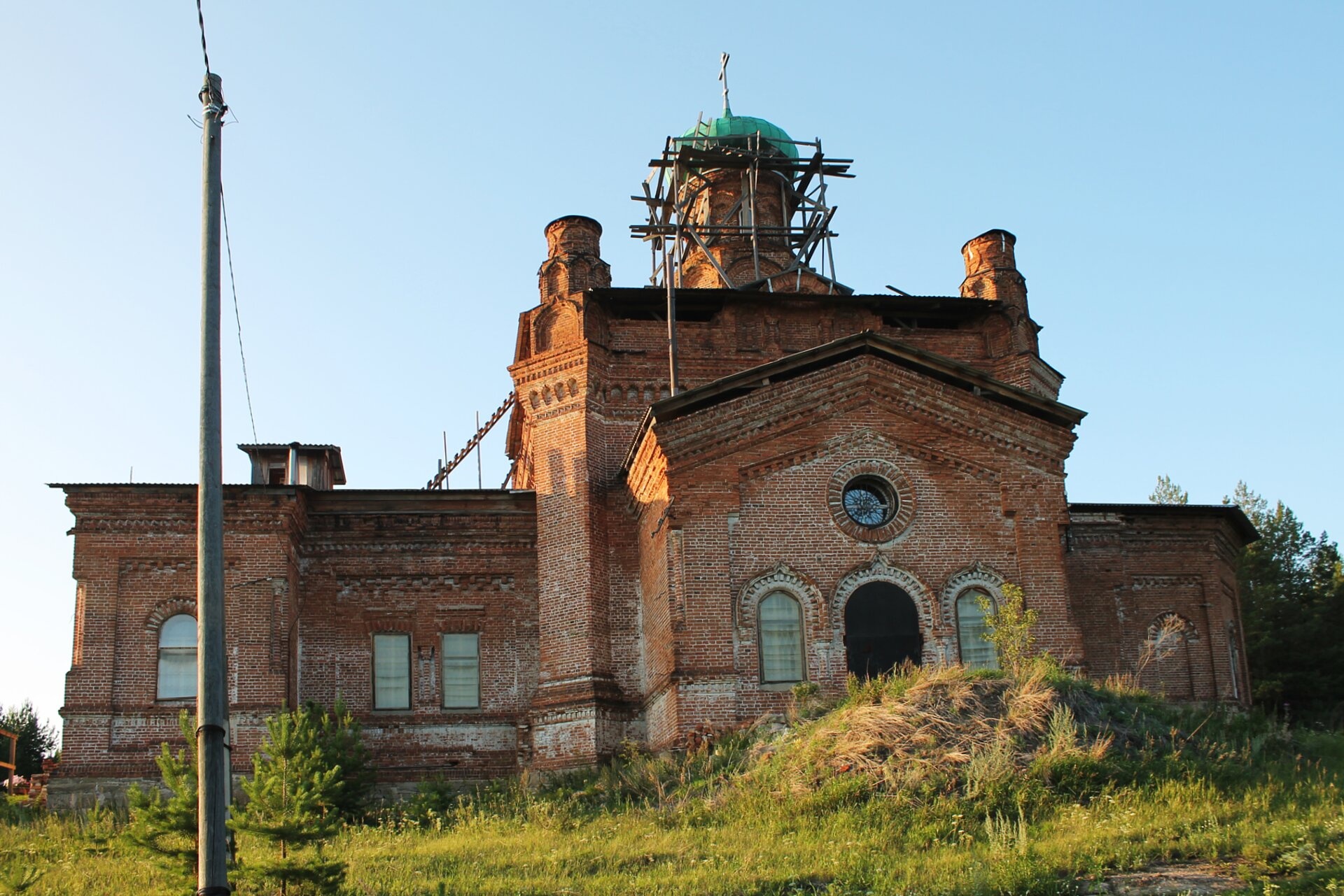 Церковь Рождества Пресвятой Богородицы в селе Краснополье