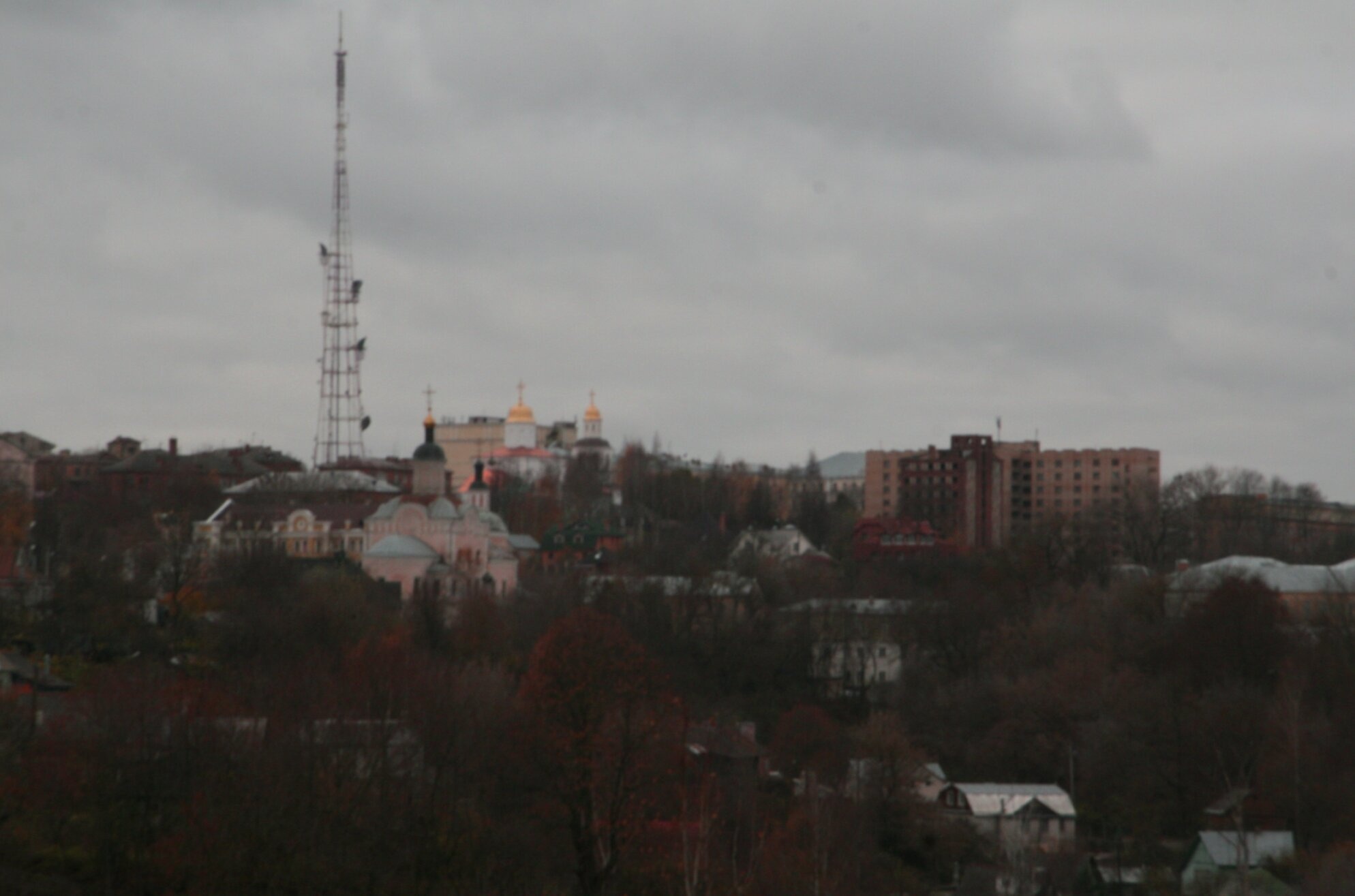 Панорама Смоленска с Успенским собором и Спасо-Вознесенским монастырем