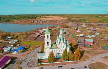 Спасо-Преображенская церковь в Нижней Синячихе