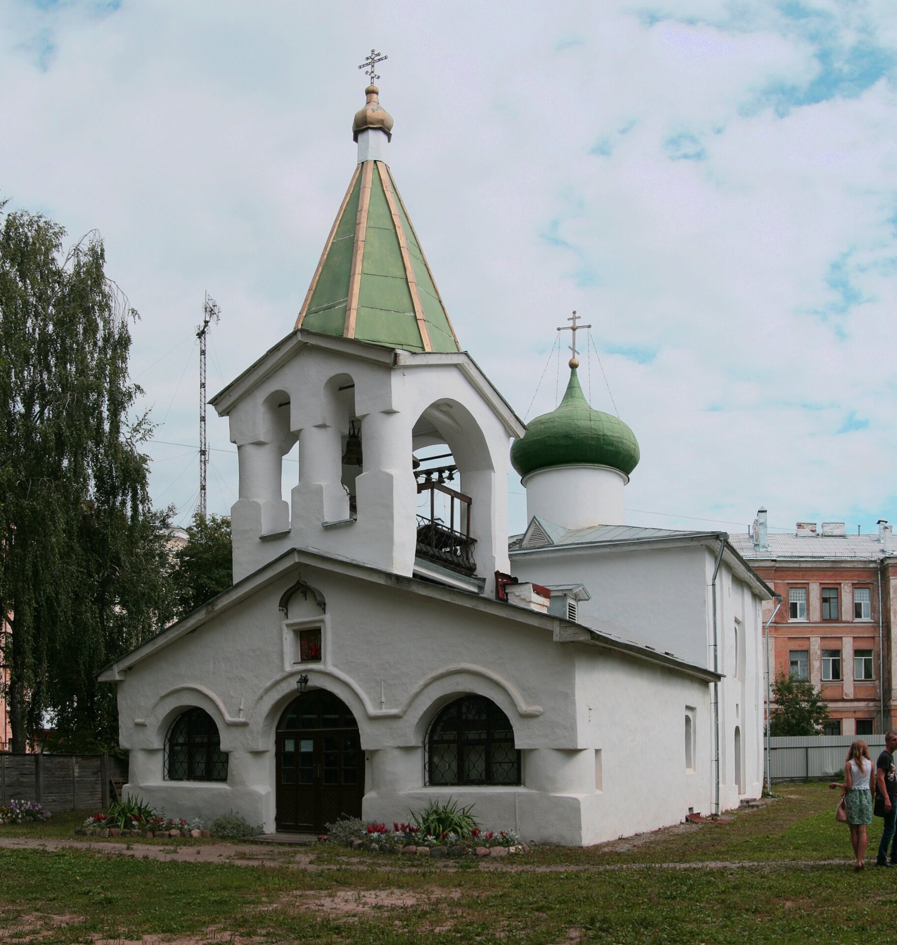 Церковь Преполовения Пятидесятницы в Пскове