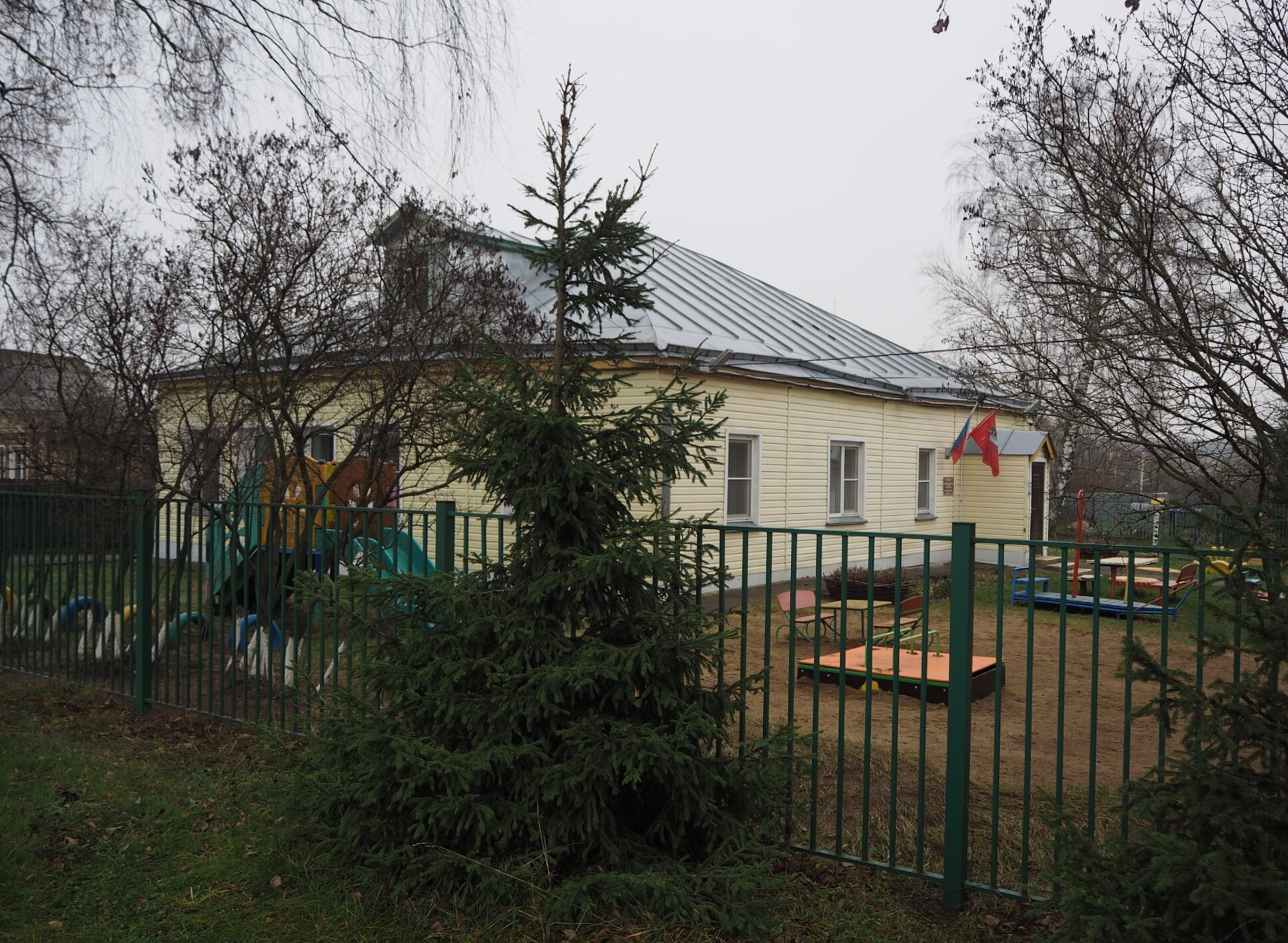 Церковь Святой Троицы в Троице-Сельцы