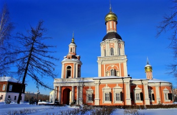 Храм Троицы Живоначальной в Свиблове - зимняя фотография