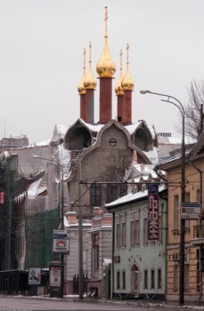 Храм Святых Дивеевских в Москве: зимний вид