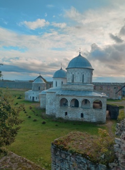 Успенская церковь в Ивангородской крепости