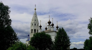 Церковь Троицы Живоначальной в Ликурге