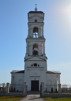 Храм Михаила Архангела в селе Скорняково