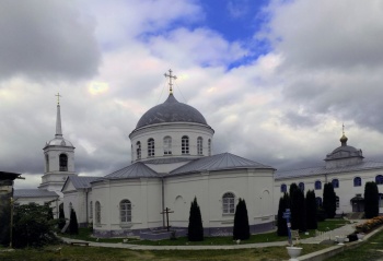 Свято-Успенский Дивногорский мужской монастырь