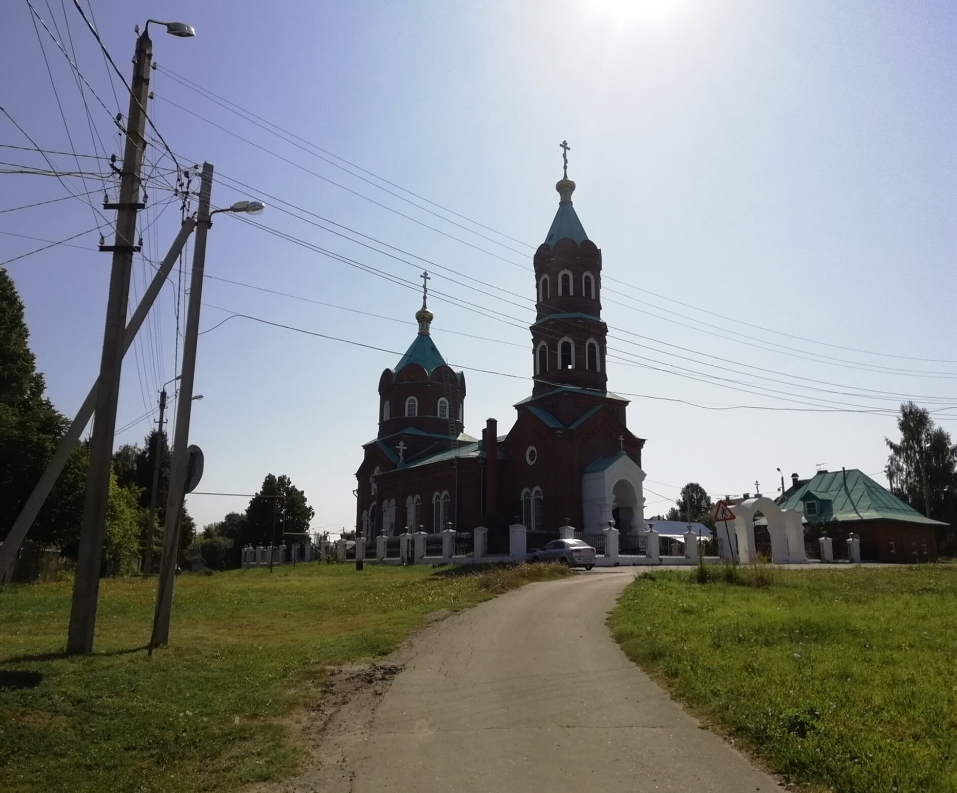 Храм Живоначальной Троицы в селе Безводное