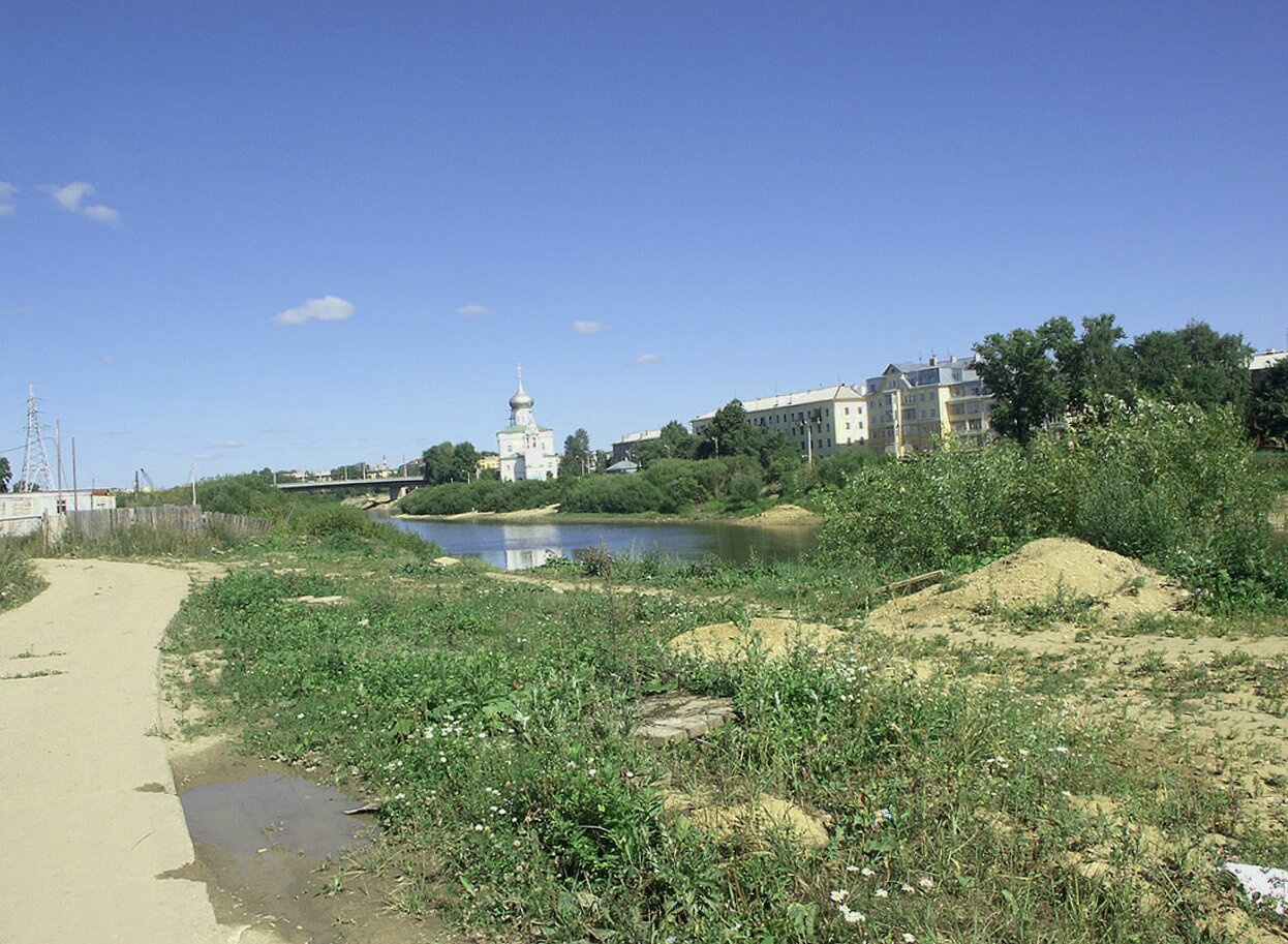 Храм Андрея Первозванного во Фрязинове в Вологде