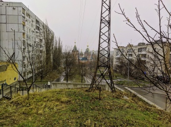 Казанский собор в Волгограде: вид с улицы Новозаводской