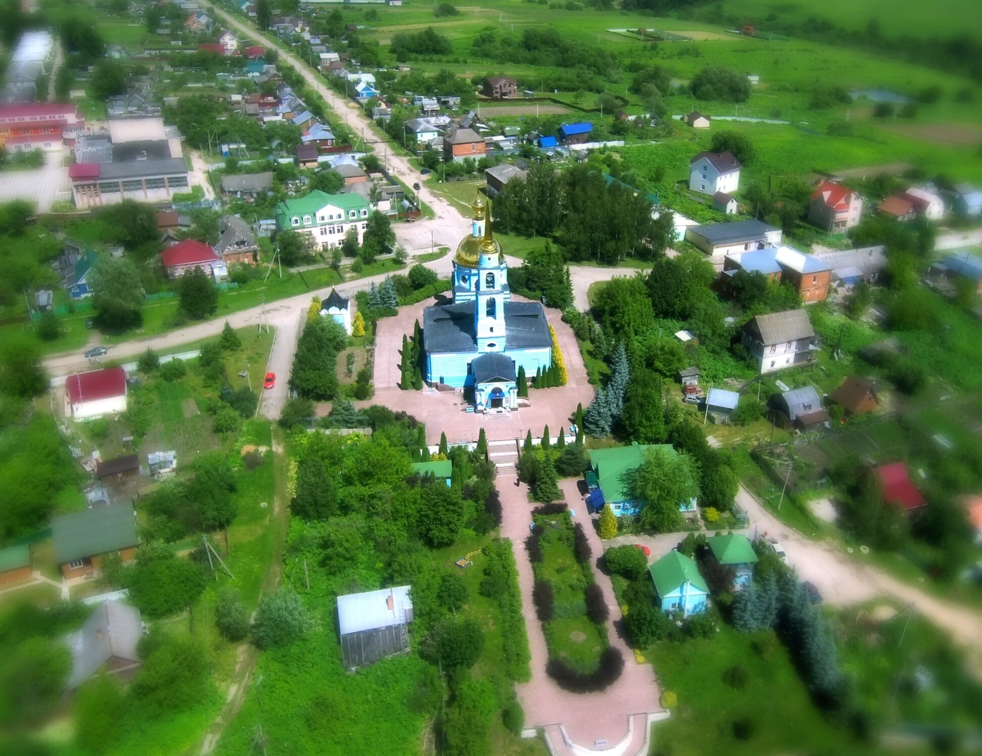 Церковь Гурия, Самона и Авива в селе Трехсвятское
