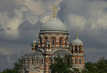 Храм Пресвятой Троицы в Щурово (Коломна)