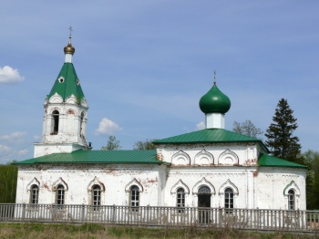 Храм Георгия Победоносца в селе Капустино