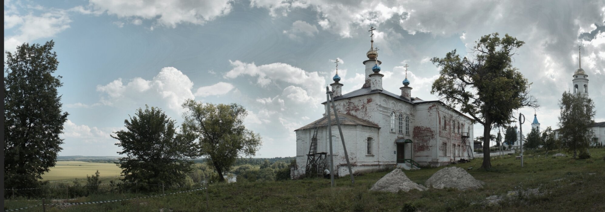 Церковь Введения во храм Пресвятой Богородицы в Белёвском Спасо-Преображенском монастыре