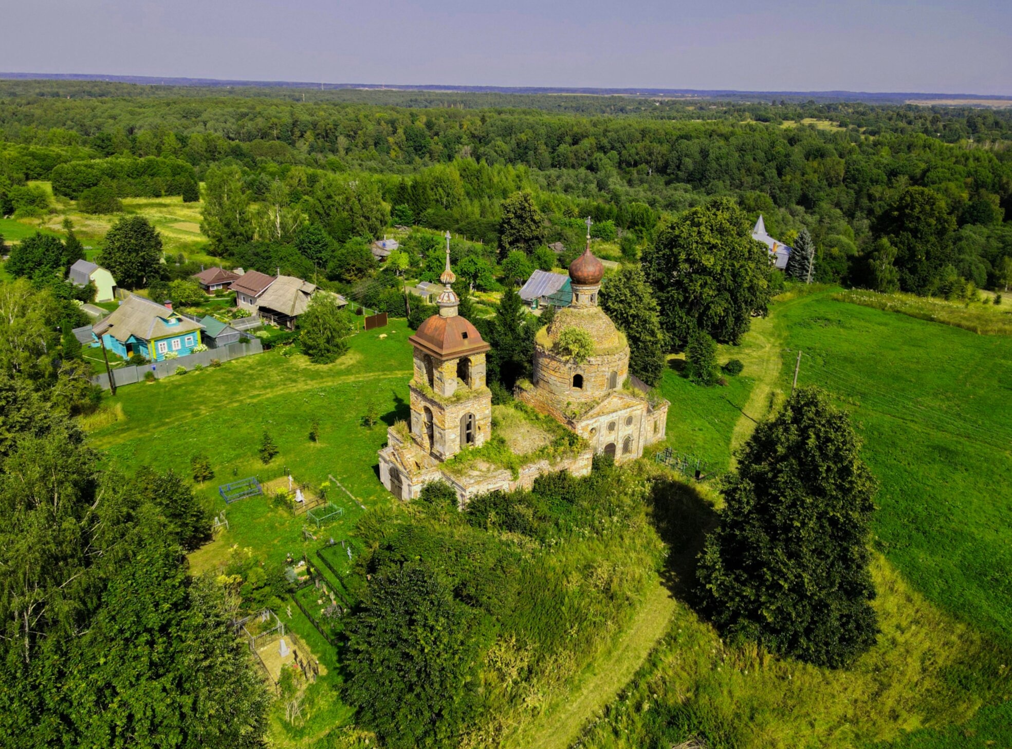Вознесенская церковь в селе Красное