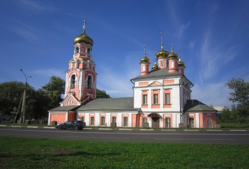 Сретенская церковь в Дмитрове — православный храм Сретения Господня