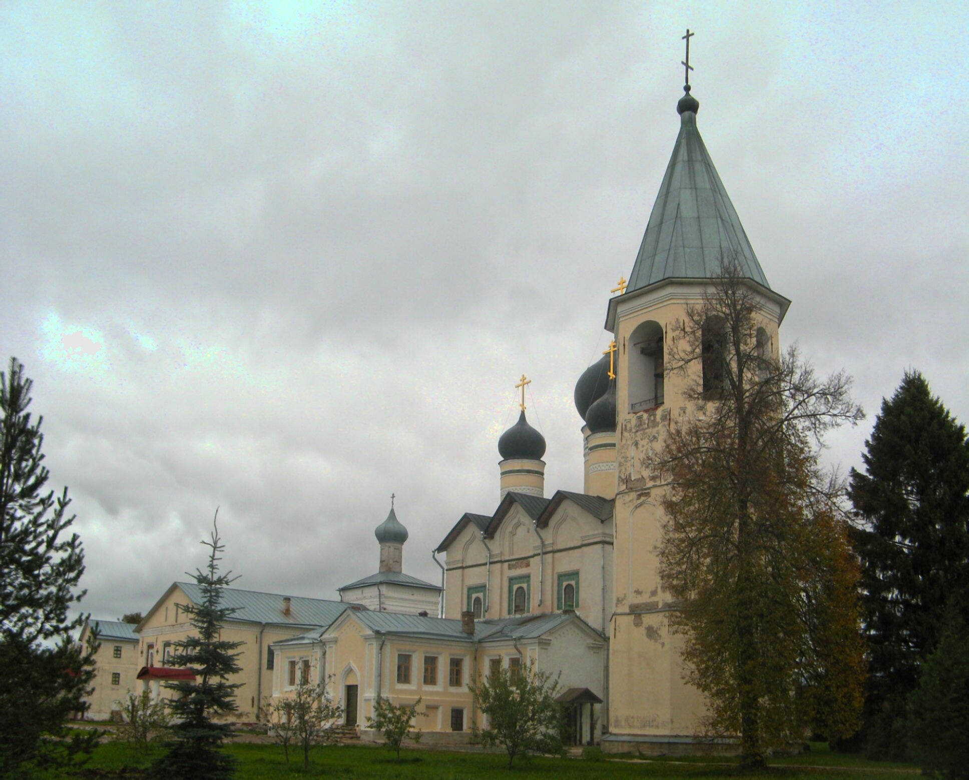 Свято-Троицкий Зеленецкий мужской монастырь