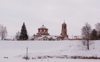 Храм Рождества Христова в селе Истье